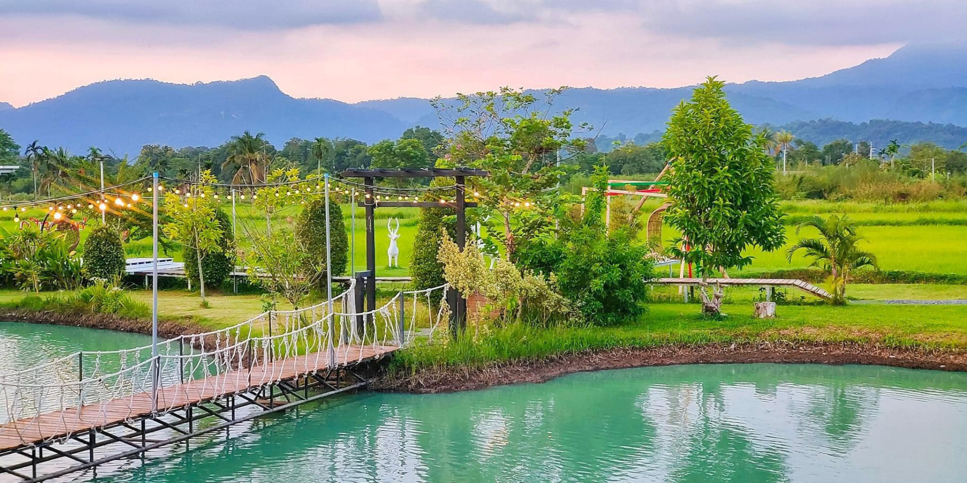 ภูอิงนาคาเฟ่&รีสอร์ท